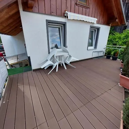 Lana Apartman